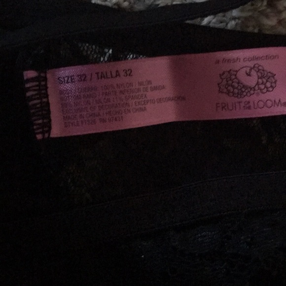 NWOT 3 pack Fruit of the loom lace bralettes 32 - Picture 4 of 4